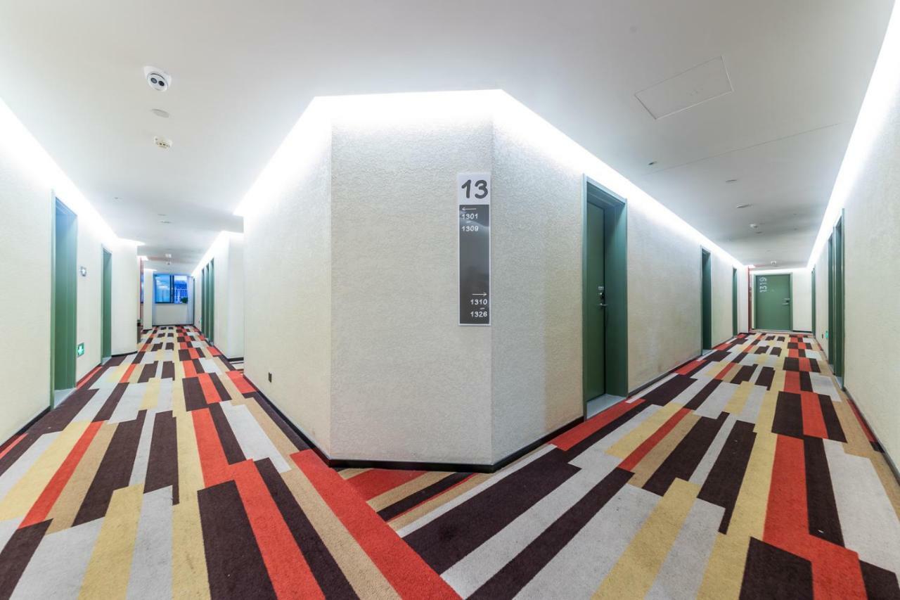 Ibis Chongqing Jiefangbei Pedestrian Street Hotel Dış mekan fotoğraf